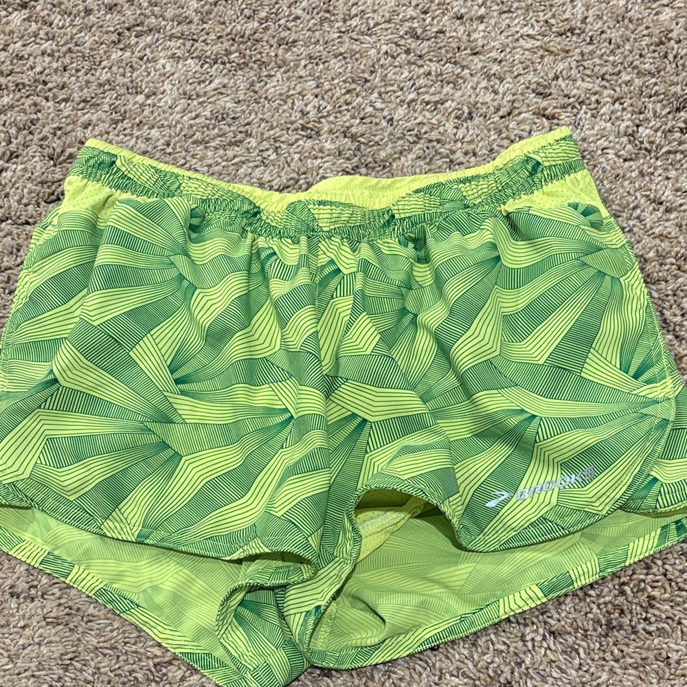 Brooks Women’s Neon lines Running Short